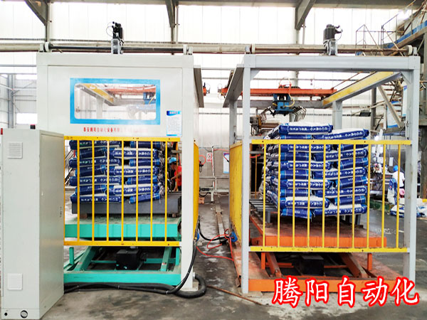 全自動(dòng)碼垛機(jī)械手