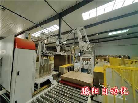 印刷紙箱碼垛機器人輕松解決碼垛問題