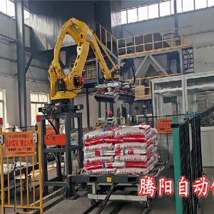 碼垛機(jī)器人能代替幾個(gè)人工？成本哪個(gè)更低